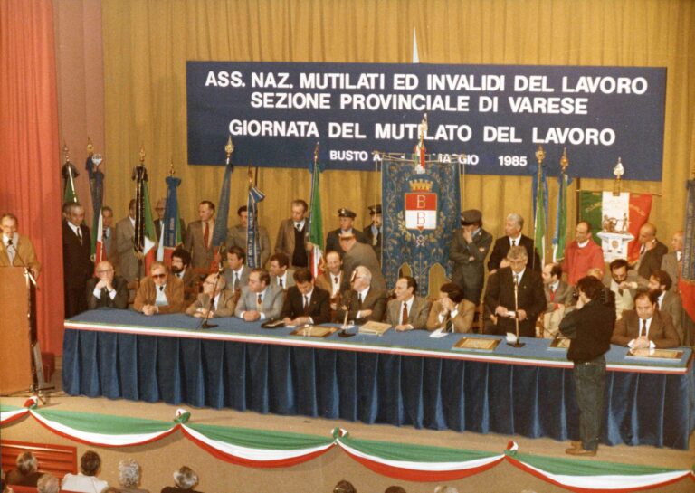 usto Arsizio-Giornata del Mutilato del lavoro-Associazione Mutilati e invalidi-maggio 1985-010