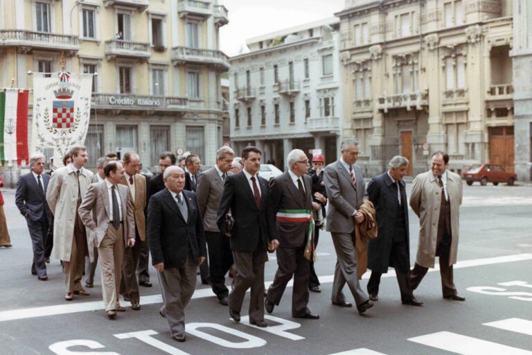 Busto Arsizio-Giornata del Mutilato del lavoro-Associazione Mutilati e invalidi-maggio 1985-012